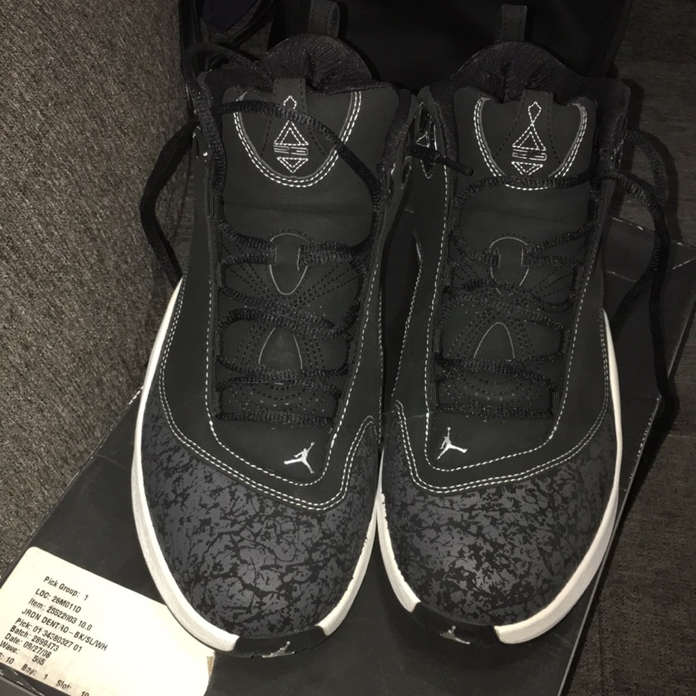 Men size 10 Jordan Dentro jumpman23.com 325522 003